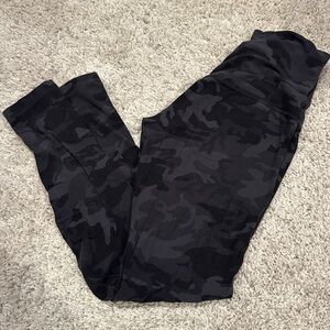 lululemon black camo align leggings!